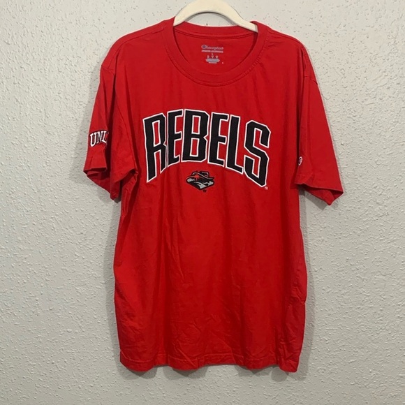 UNLV Champion Running Rebels Red Embroidered Short Sleeve Tee size L - Picture 1 of 7